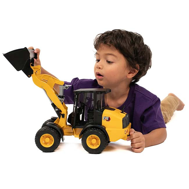 Bruder Cat Wheel Loader