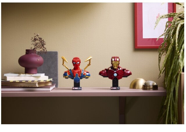 Lego® Marvel Iron Spider Man Bust
