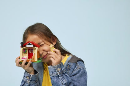 Lego® Animal Crossing Goldie's Cozy House